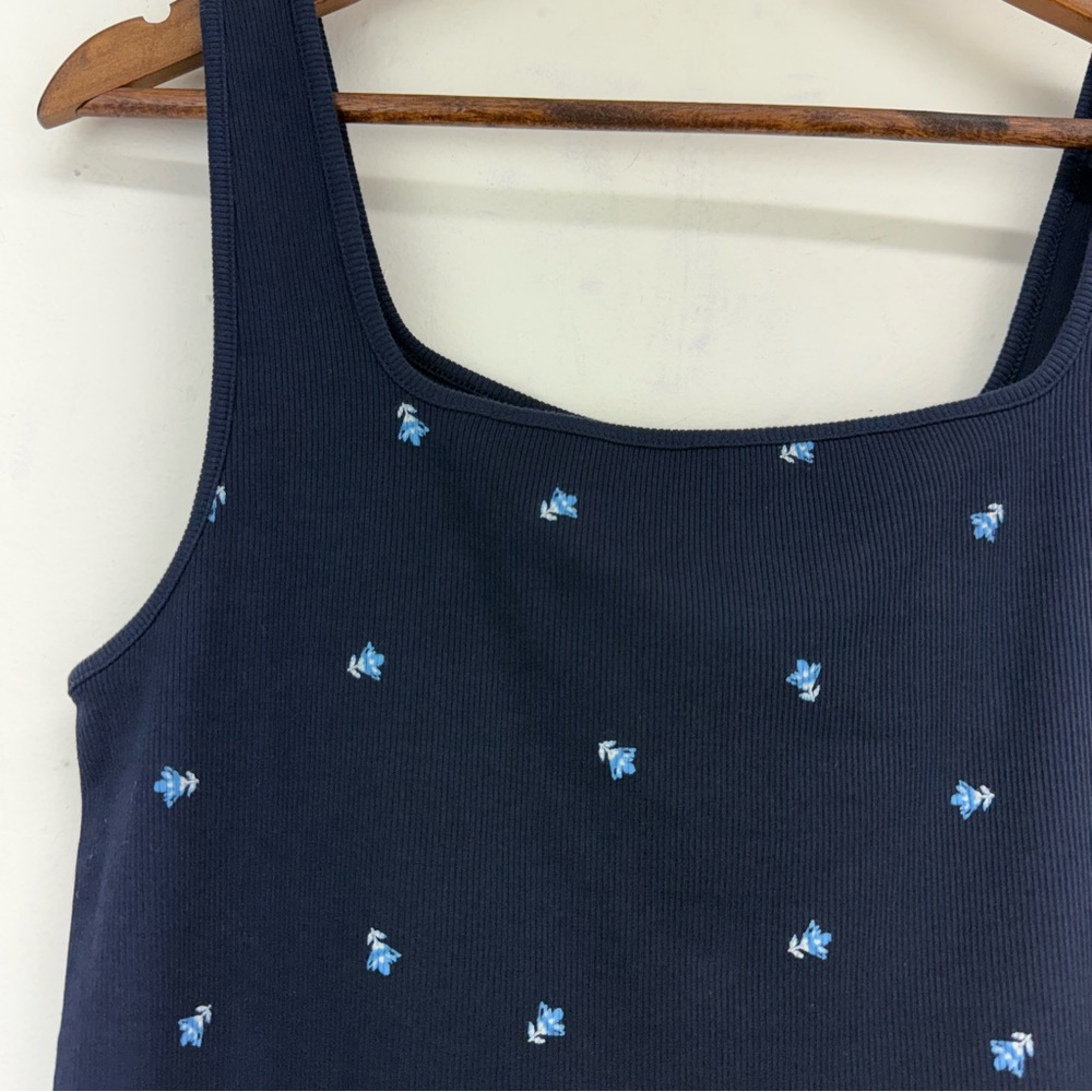 Old Navy size XL Women’s Navy Blue Floral Ultra-Crop Rib-Knit Top - Picture 4 of 8